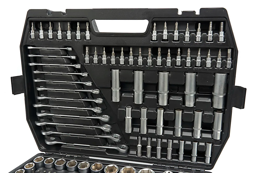 Estojo de ferramentas - Jogo de roquete e chaves de caixa.