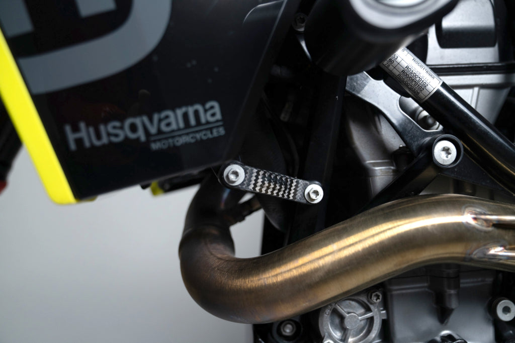 Soportes Laterales CMT Compositi® Husqvarna 701 KTM 690 GasGas 700