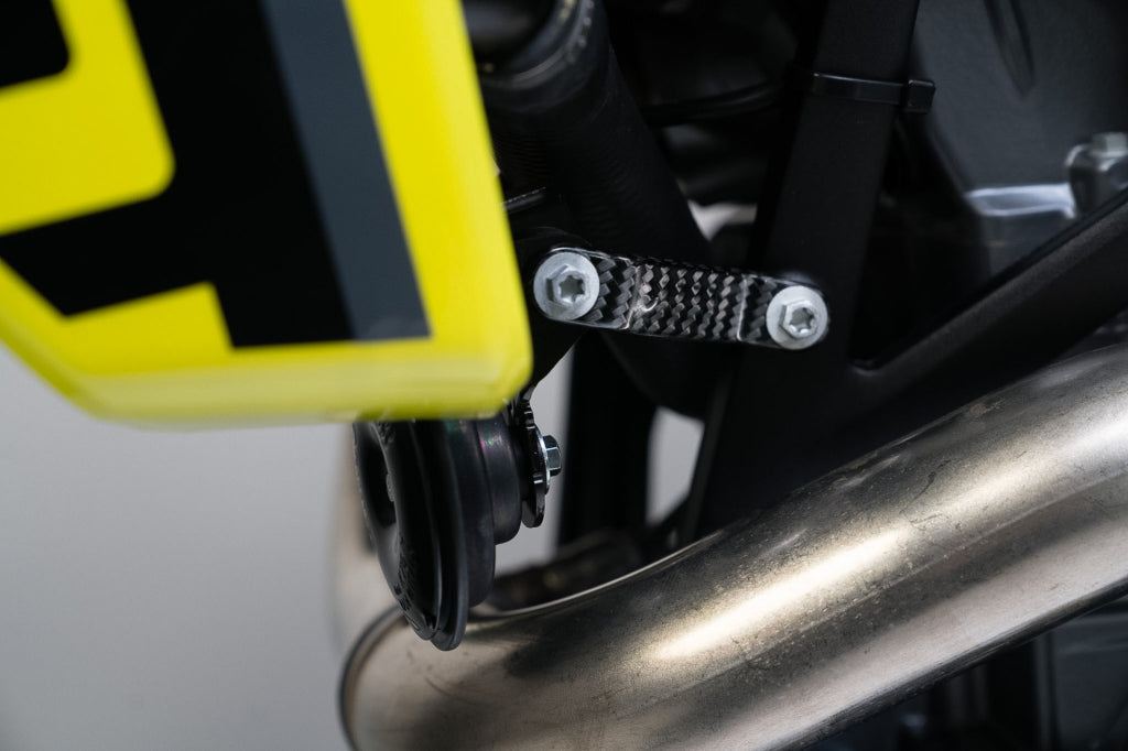 Soportes Laterales CMT Compositi® Husqvarna 701 KTM 690 GasGas 700