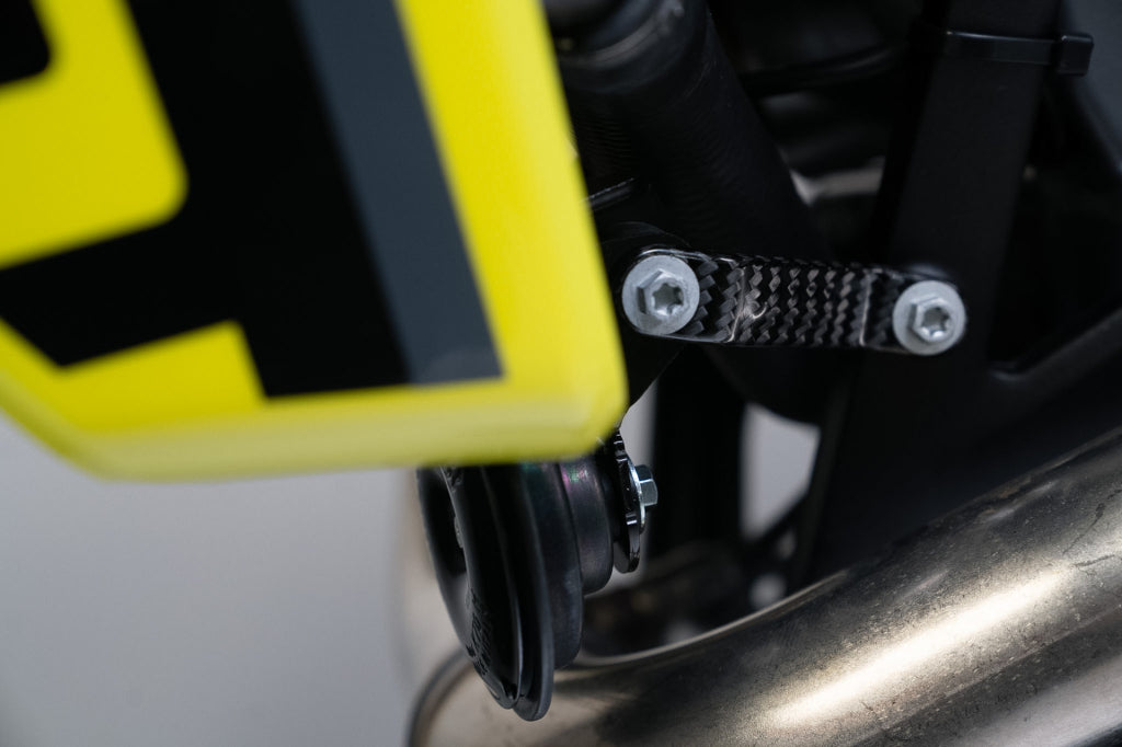 Soportes Laterales CMT Compositi® Husqvarna 701 KTM 690 GasGas 700