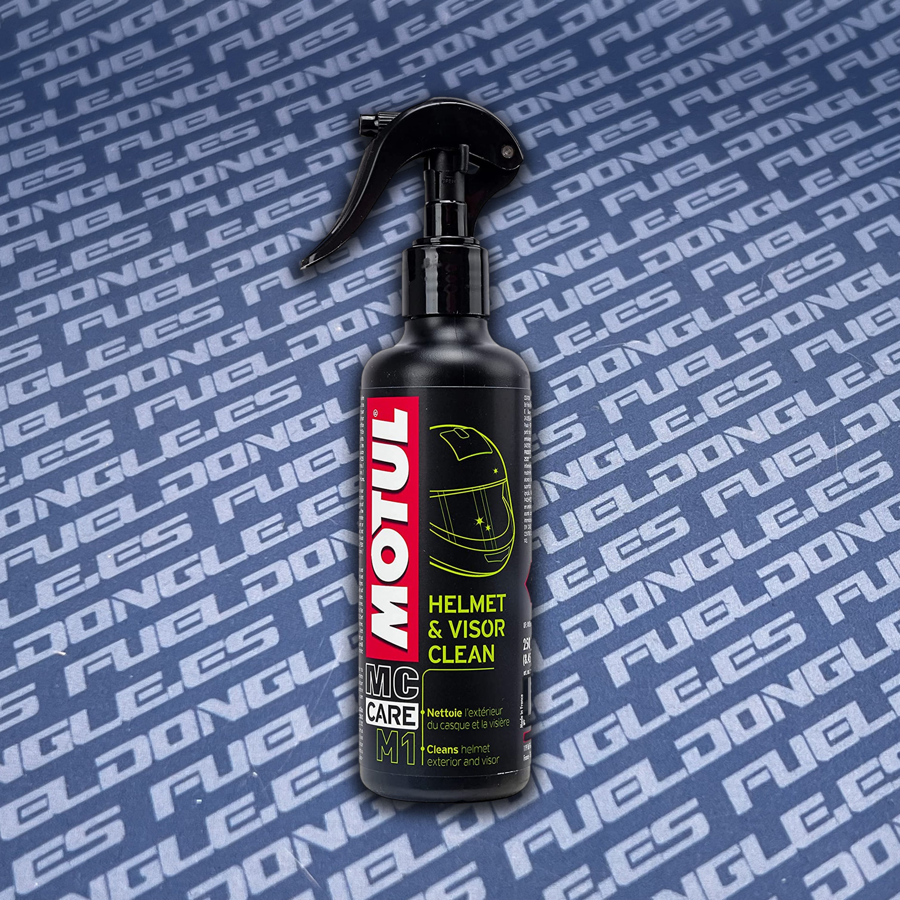 MOTUL MC Care M1 Helmet And Visor Cleaner Spray 250 ml — FuelDongle.es®