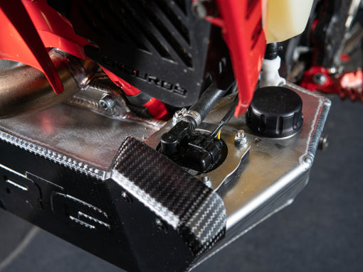 Depósito Auxiliar RADE-GARAGE® 8L – KTM EXC / GAS GAS EC / Husqvarna FE (MY24-25)