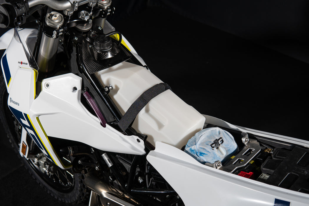 RADE-GARAGE® Kit Depósito Auxiliar 6L Husqvarna 701 2026+