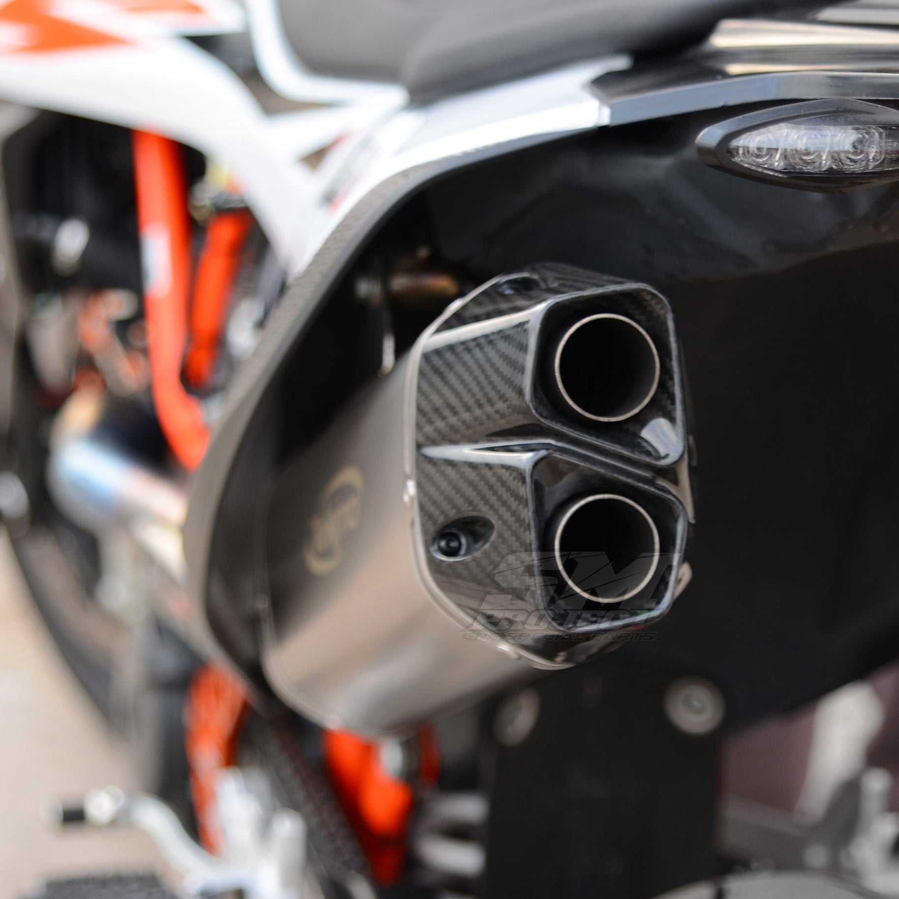 TEKMO® Titanium Exhaust Husqvarna 701 KTM 690 GasGas 700 — FuelDongle.es®